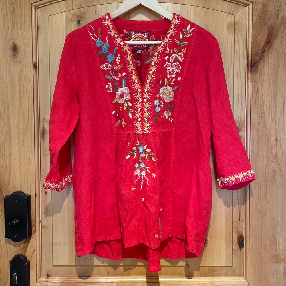 Johnny Was Embroidered Tunic Top Red Floral Boho Festival Peasant Blouse Relaxed